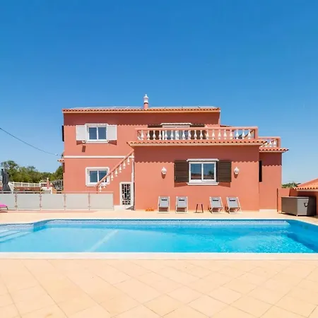 With 9 Bedrooms In With Wonderful Sea View Private Pool Enclosed Garden 800 M From The Beach