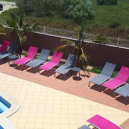 Βίλα With 9 Bedrooms In With Wonderful Sea View Private Pool Enclosed Garden 800 M From The Beach *